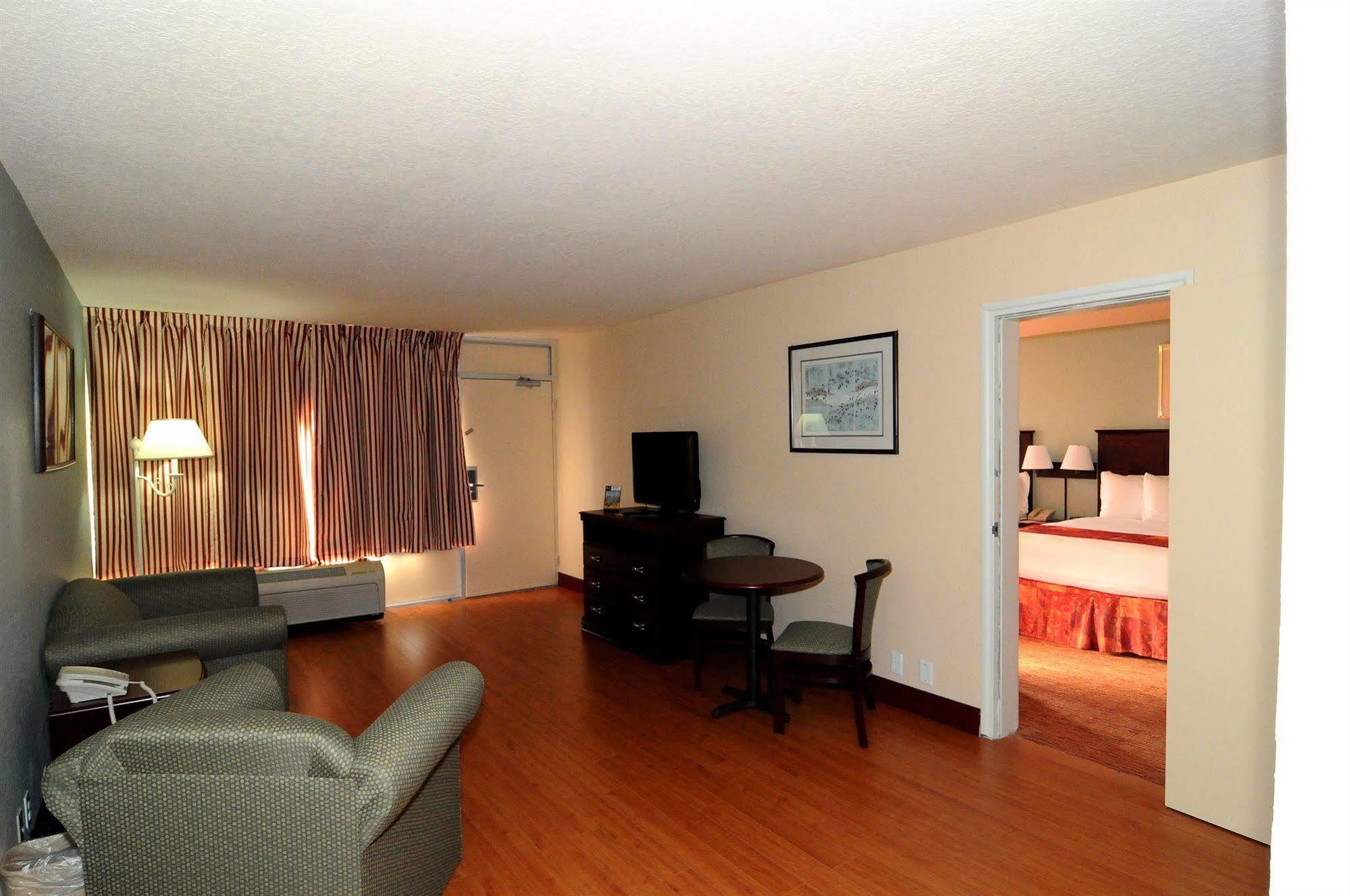 Magnuson & Marina 3* New Port Richey