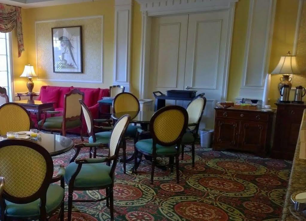 Hotel The Capri 4*