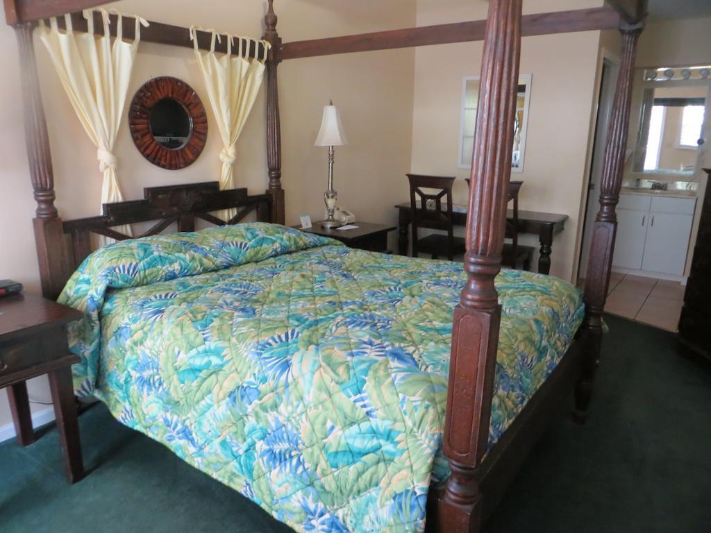 Lemon Tree Hotel Naples