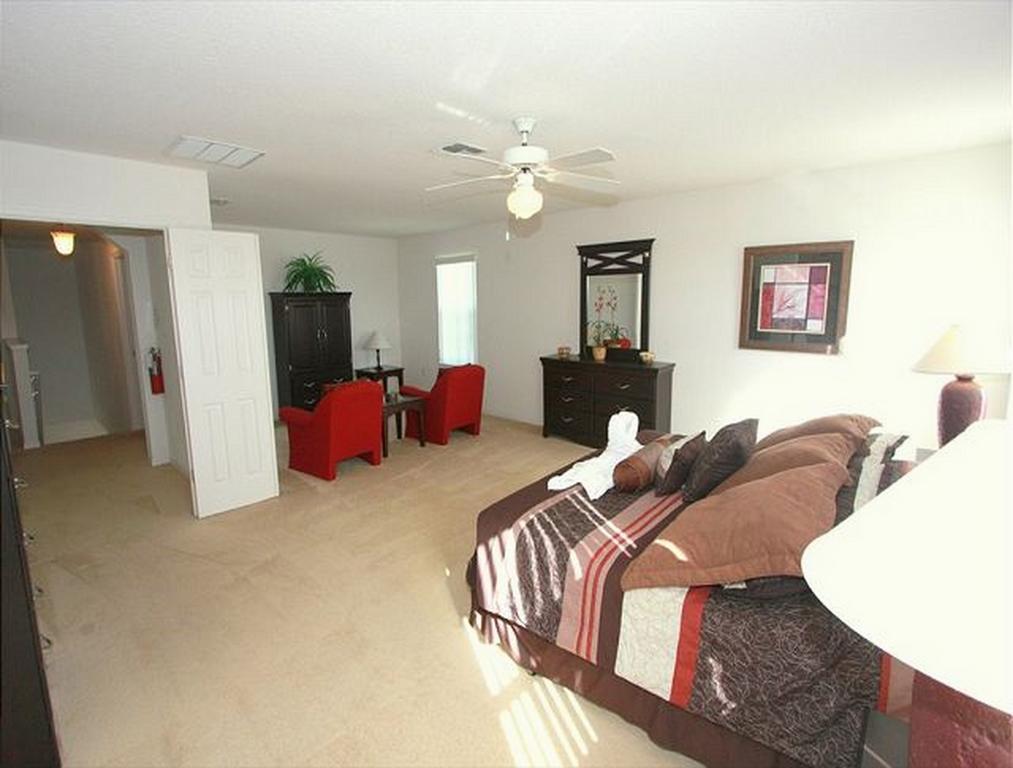 Regal Palms *