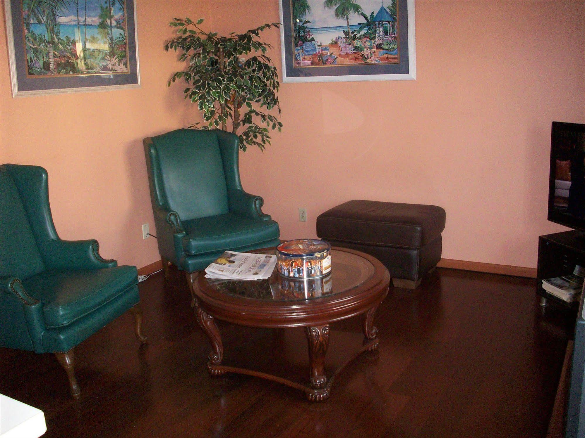 Motel All-Suite Motel