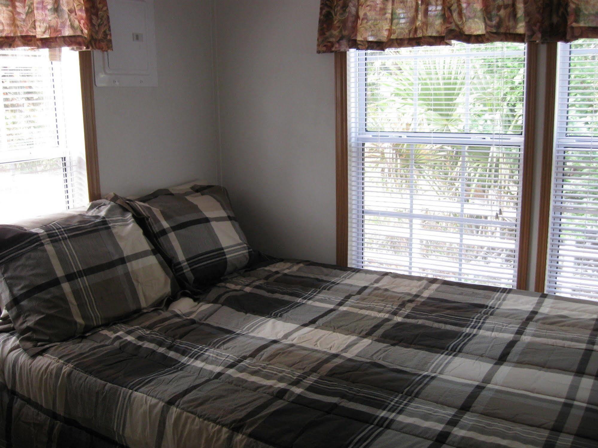 Bulow Rv Hotel 2*