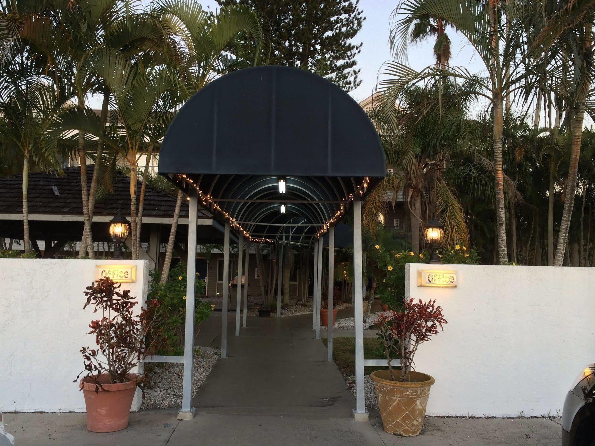 Hotel Lantern & - Sarasota South Bradenton