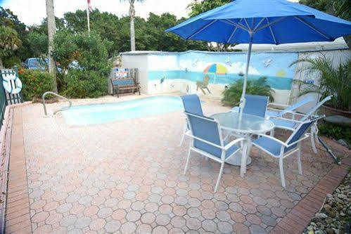 Sandpiper - Florida 2*
