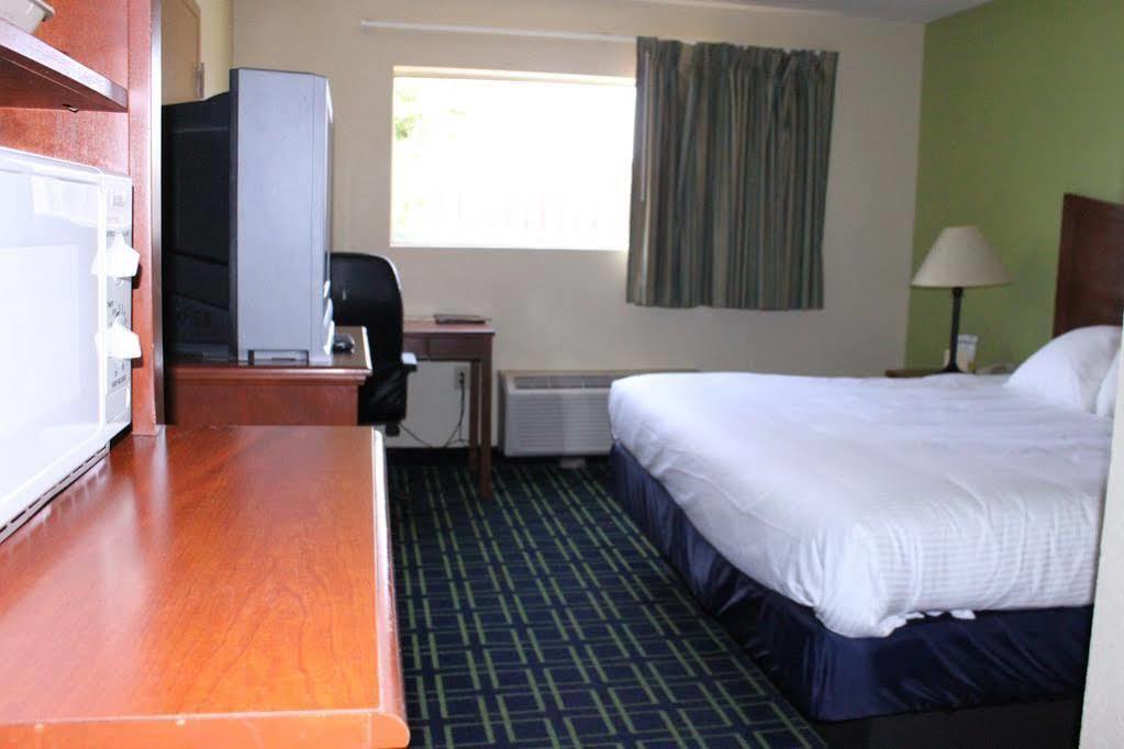 Hotel Emerald Coast & Fort Walton Beach