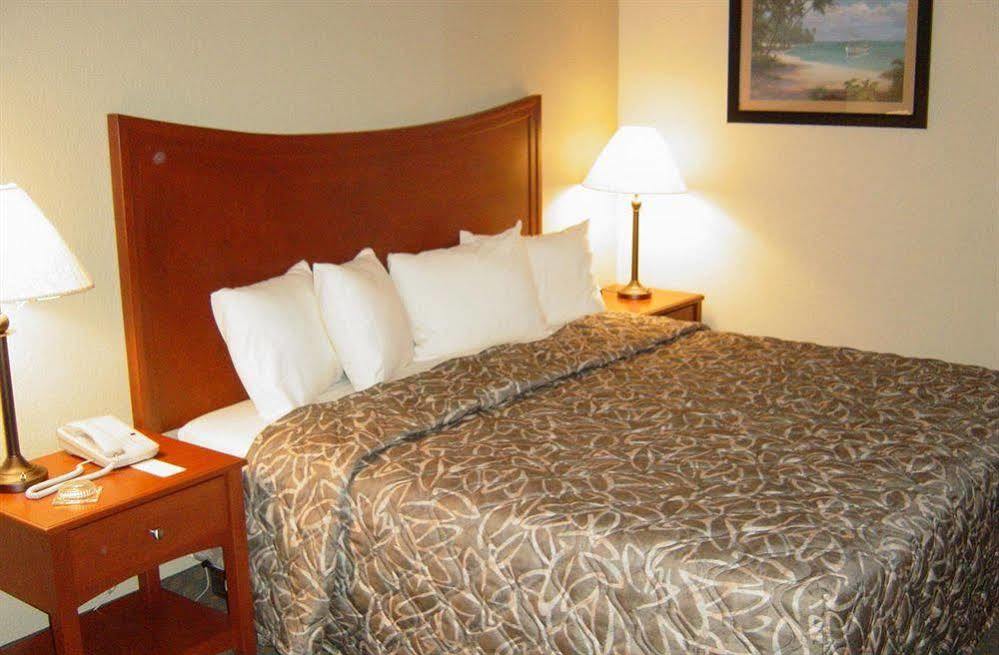 Emerald Coast & Hotel 3*