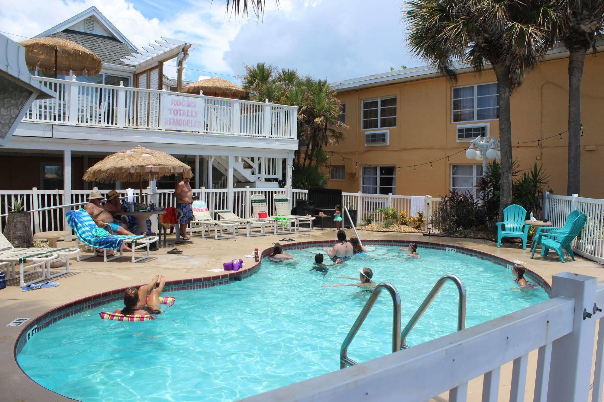 Motel Beach Suites 3*