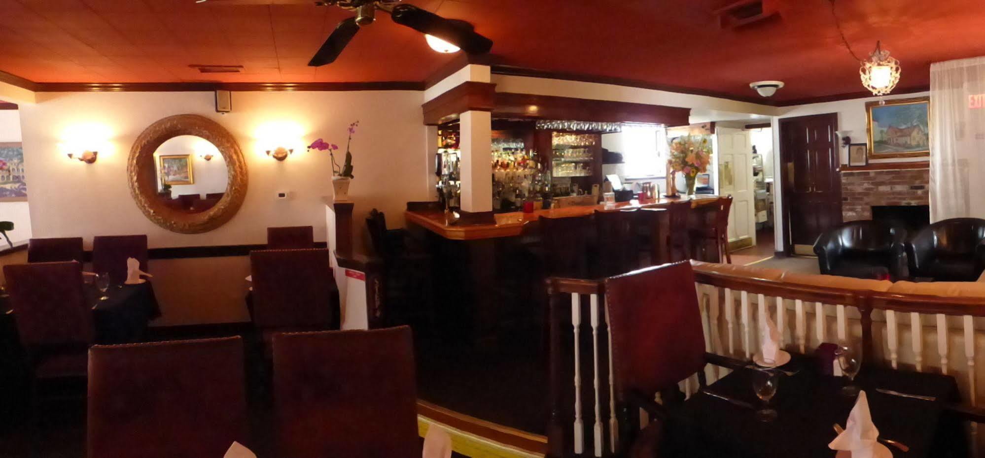 Old House And Restaurant