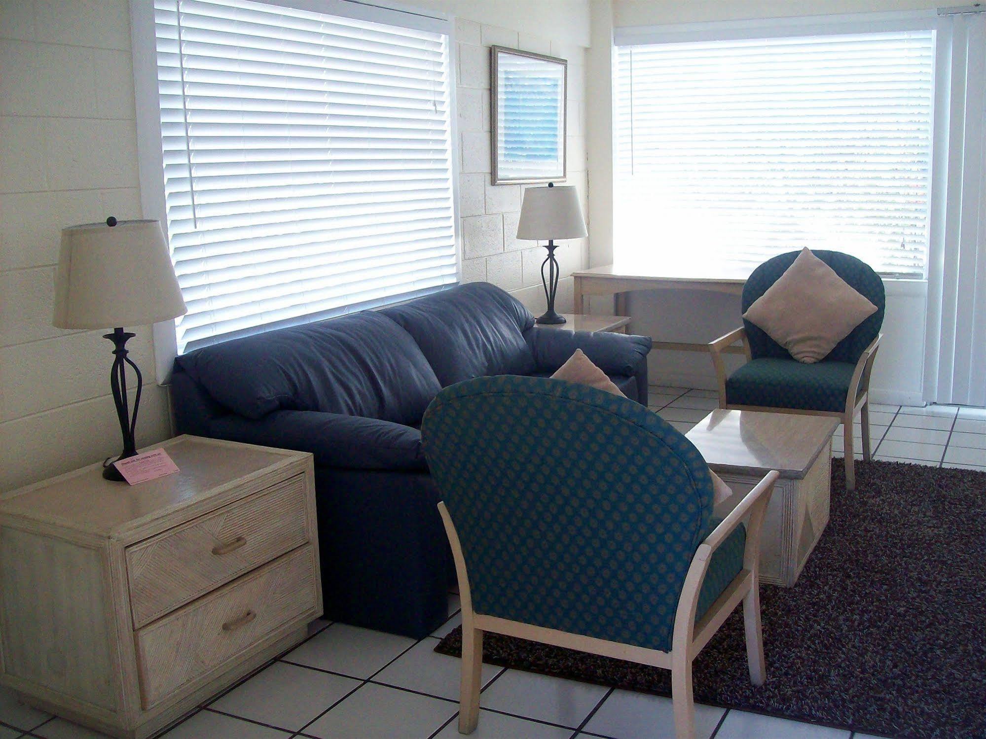 Kingsail Motel Marathon