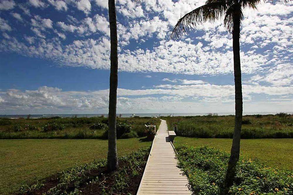 Hotel Sandalfoot Beachfront Sanibel