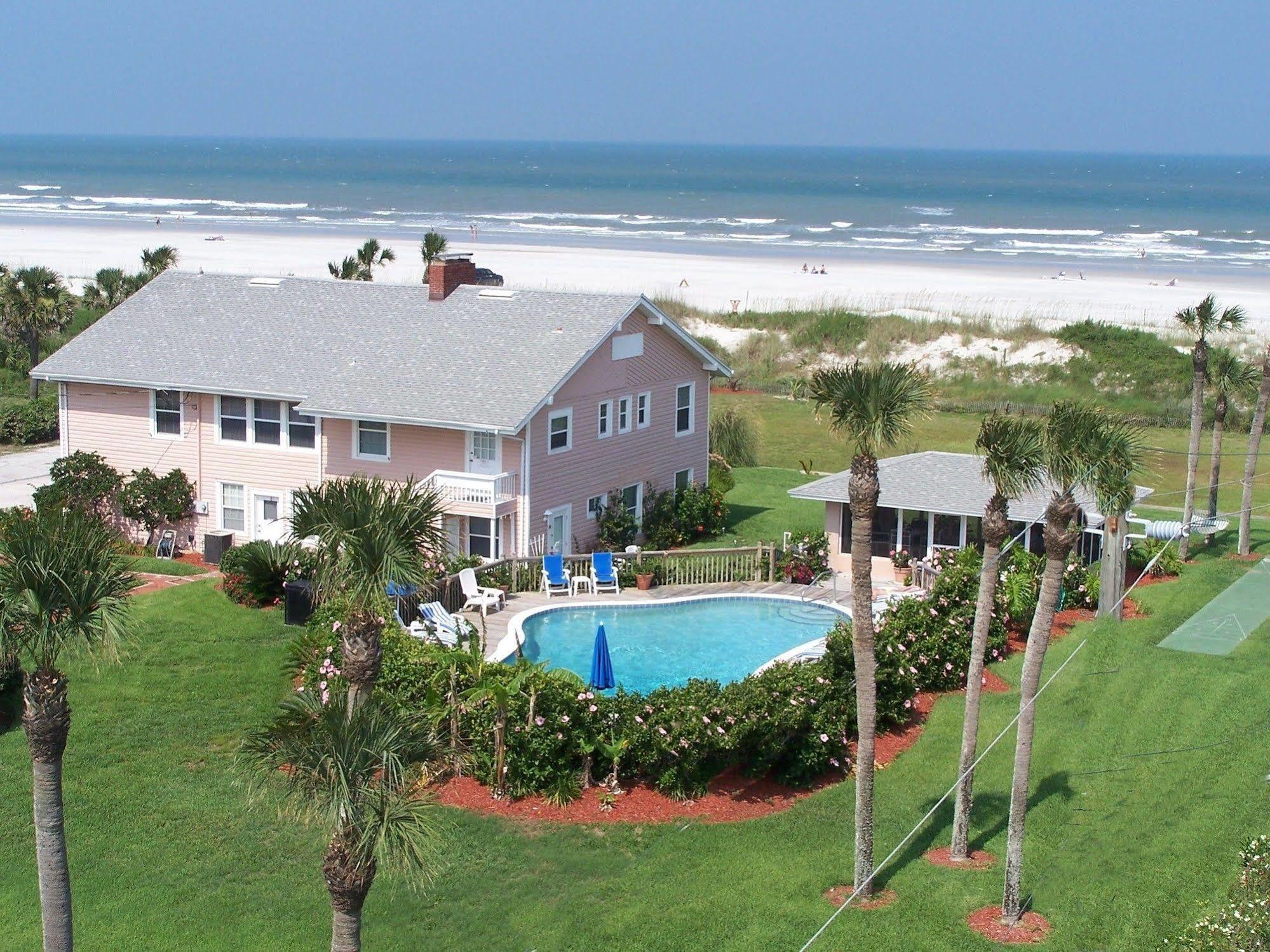 Beachfront 3*