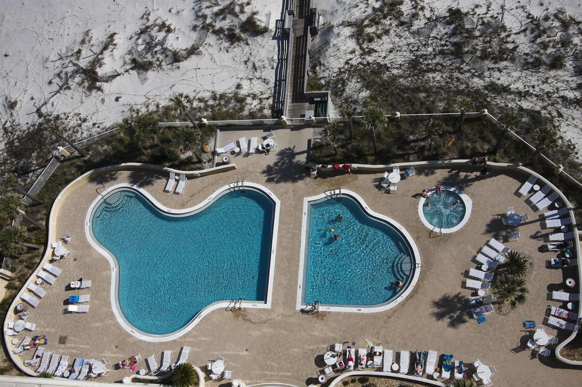 Aparthotel Emerald Isle 3*