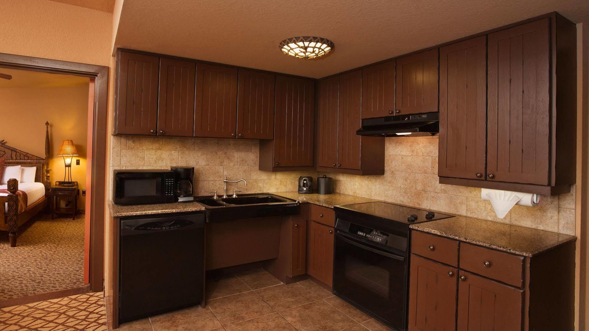 Disney's Animal Kingdom - Kidani Village Hotel 4*