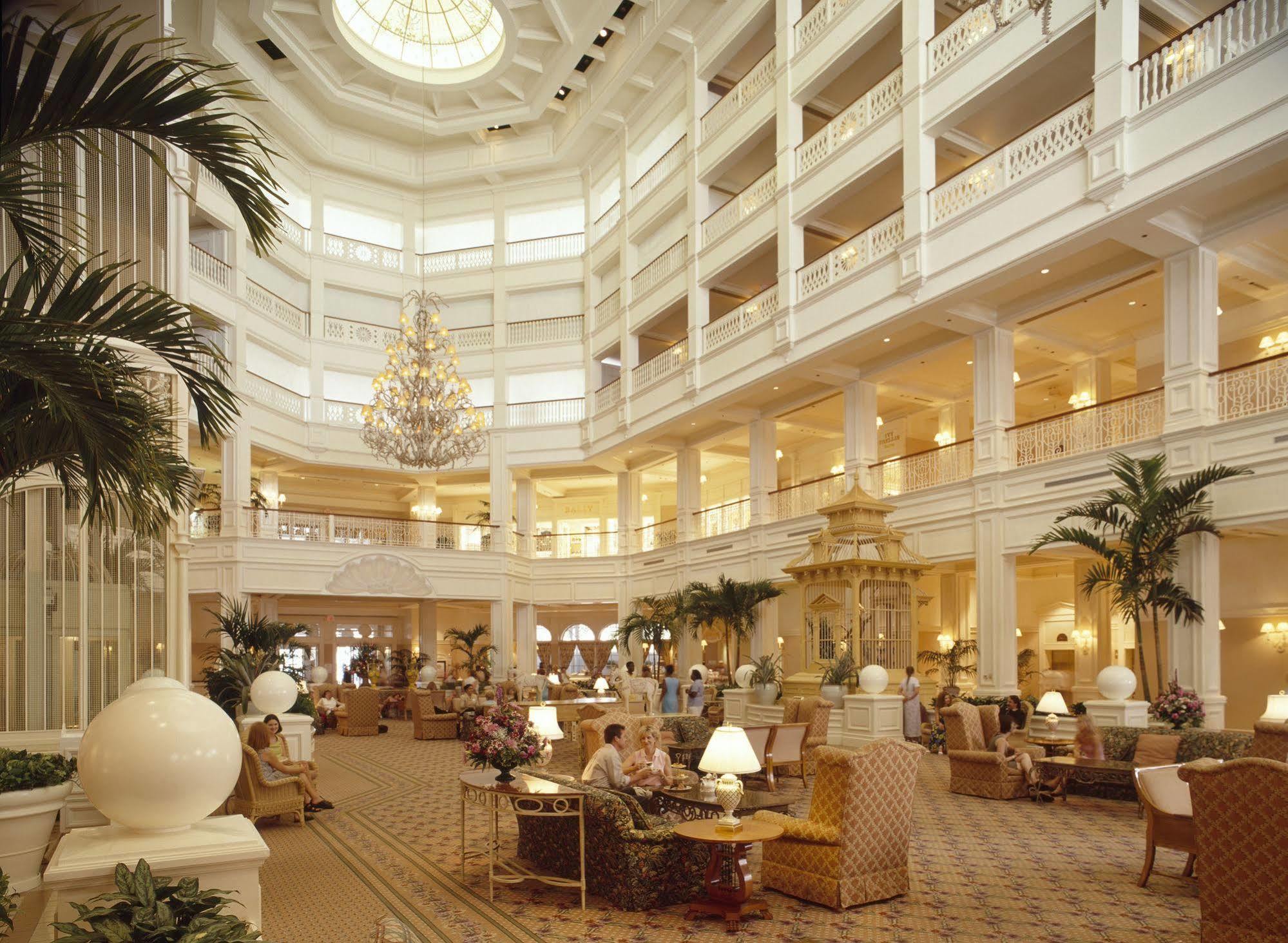 Resort Disney's Grand Floridian And 4*