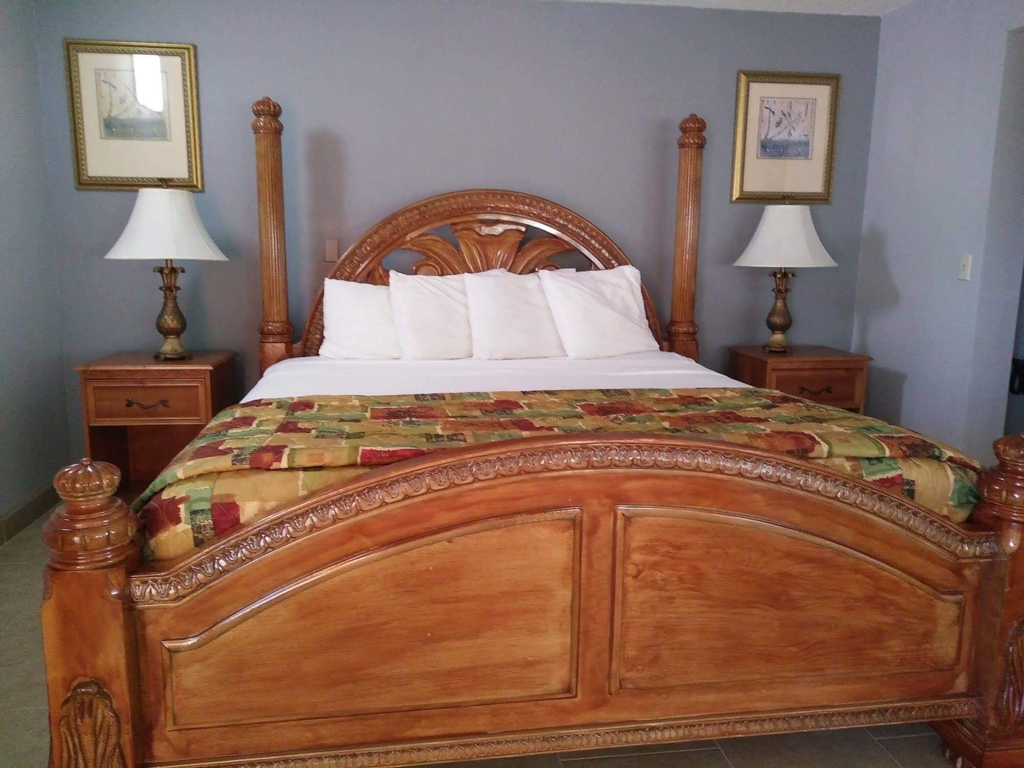 Travelodge By Wyndham Motel Venice