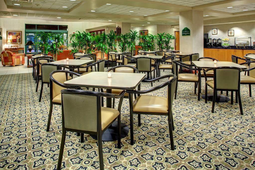 Home2 By Hilton Ft. Lauderdale Hotel 3*
