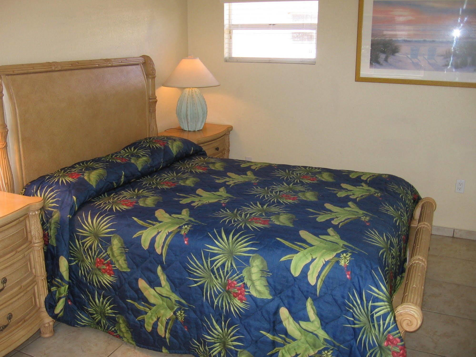 A Retreat On Casey Key Aparthotel 2*
