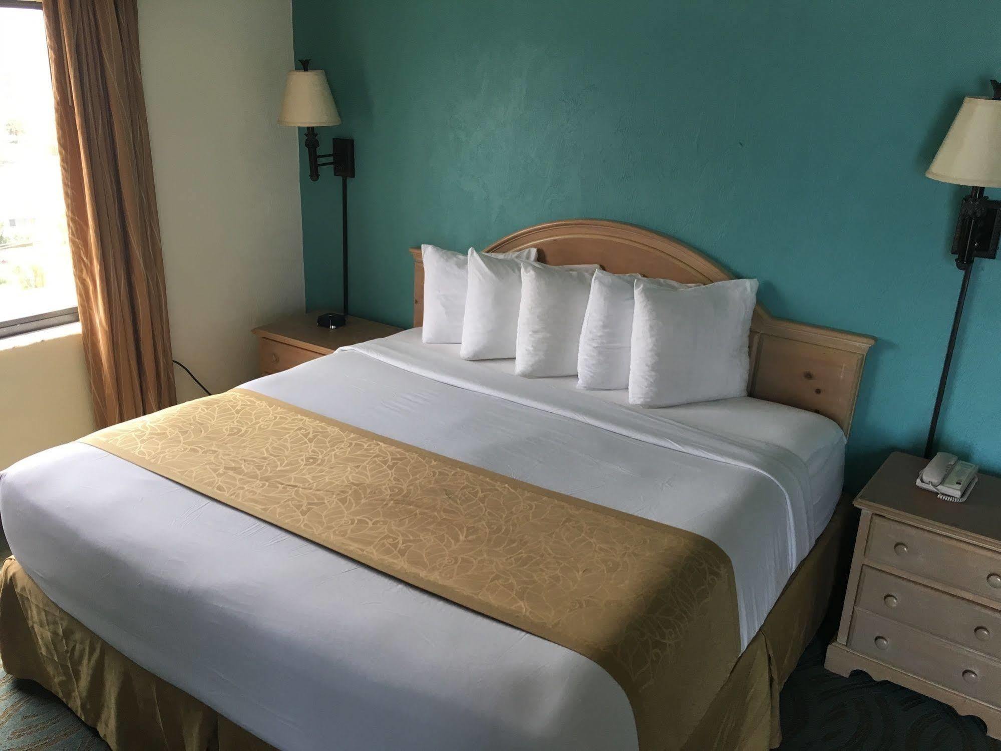 Tropical Winds Hotel Daytona Beach