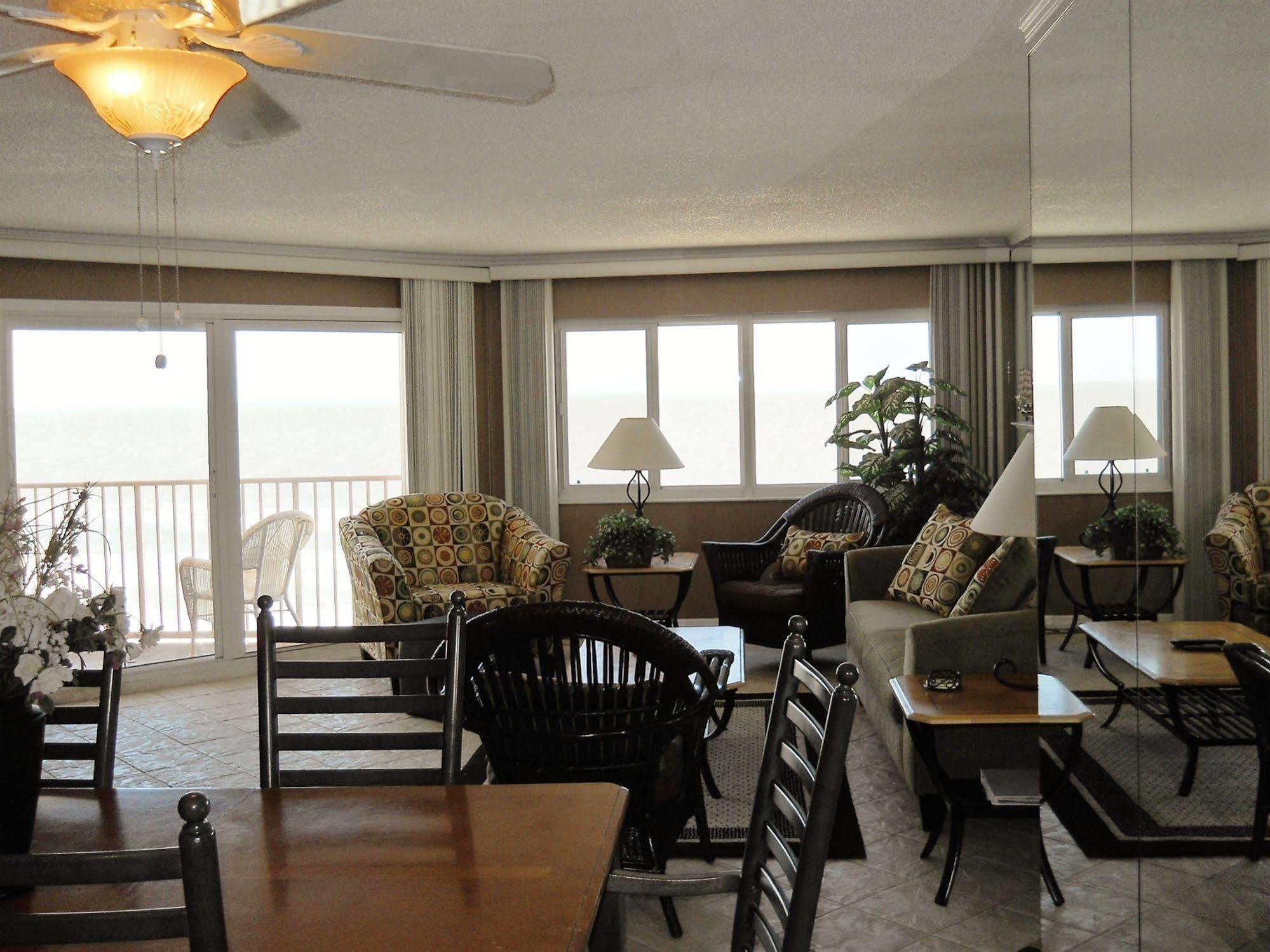Beach Cottages Hotel 4*