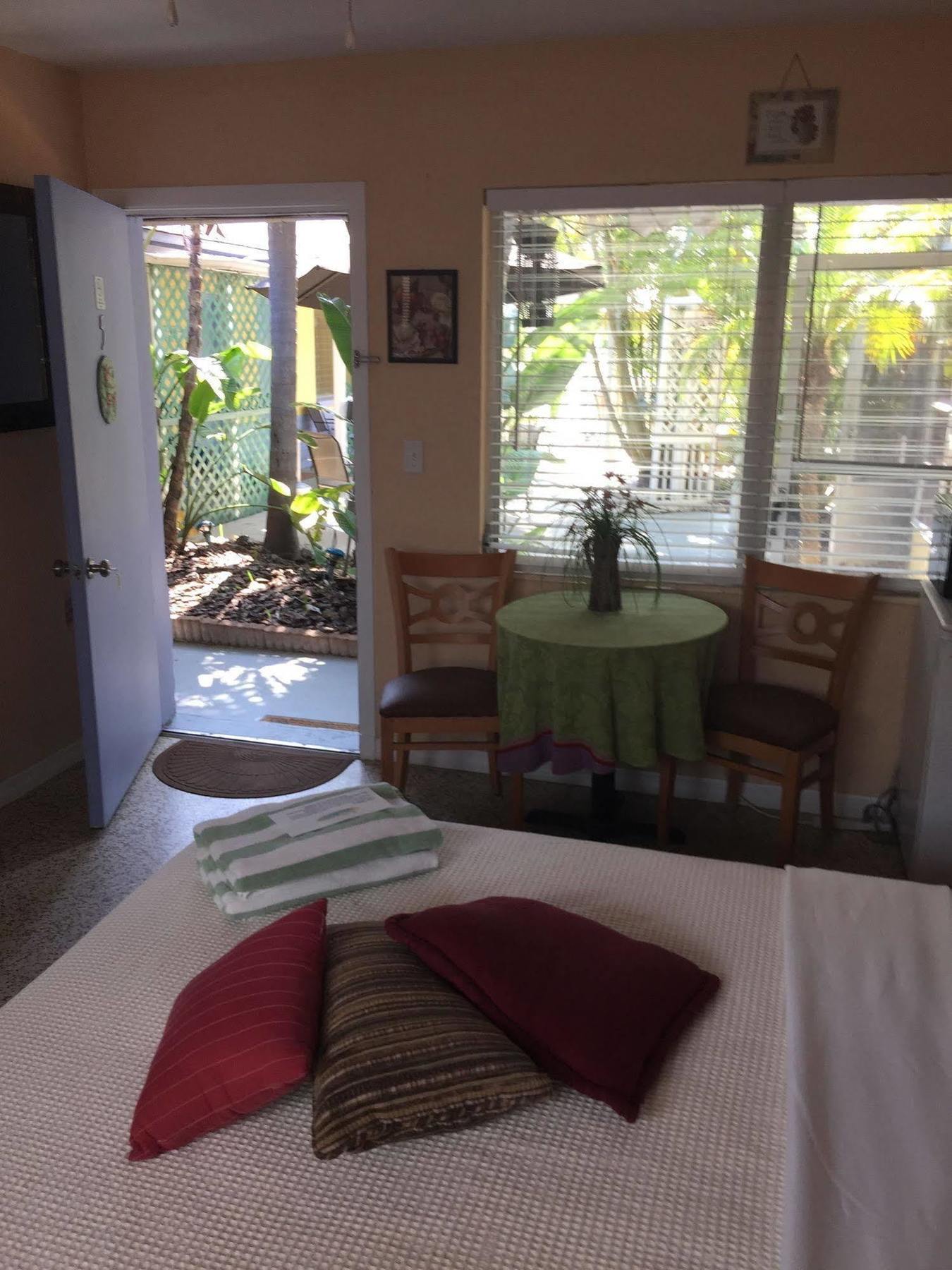 Amber Tides Motel