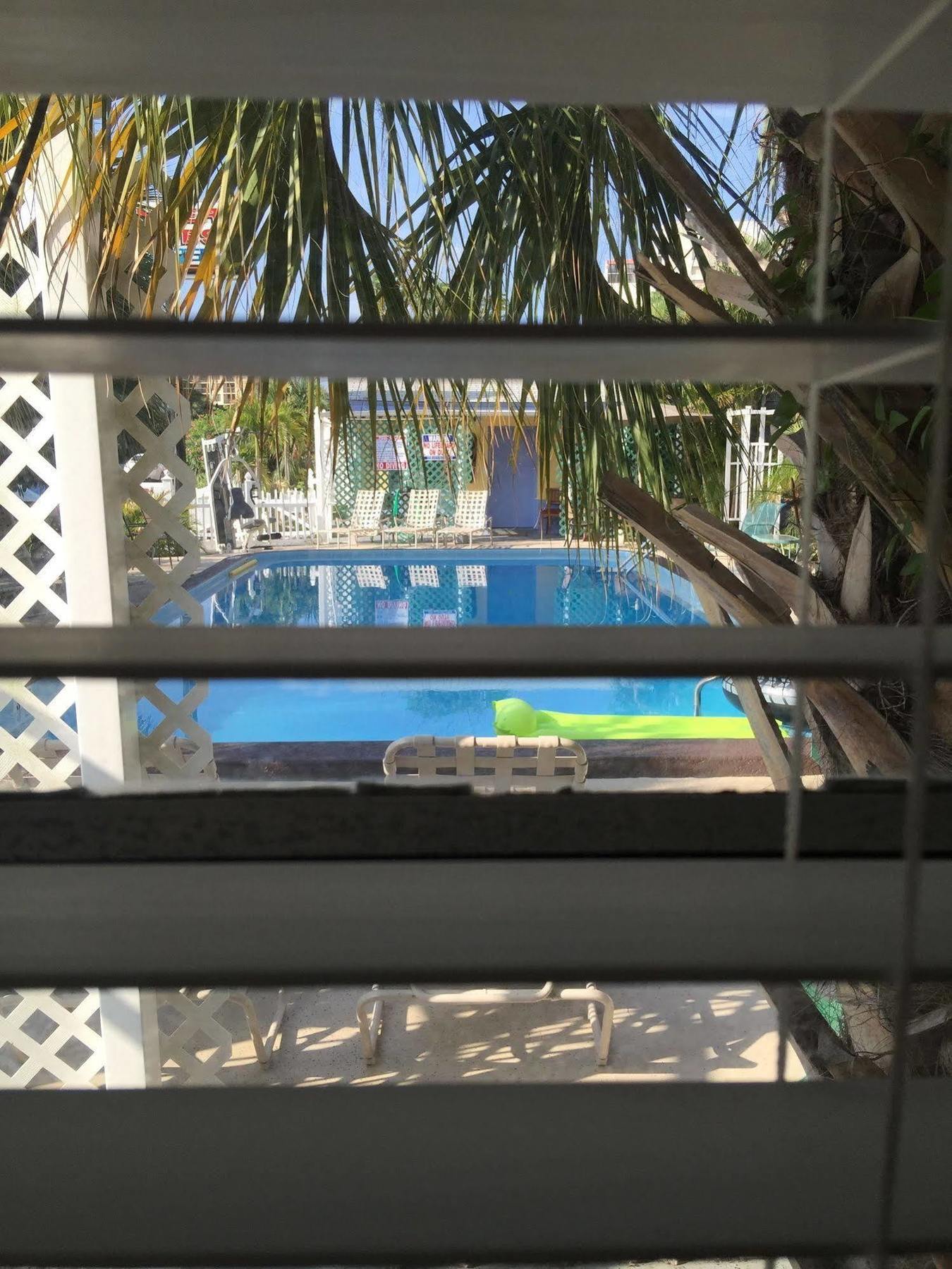 Amber Tides 2* Clearwater Beach