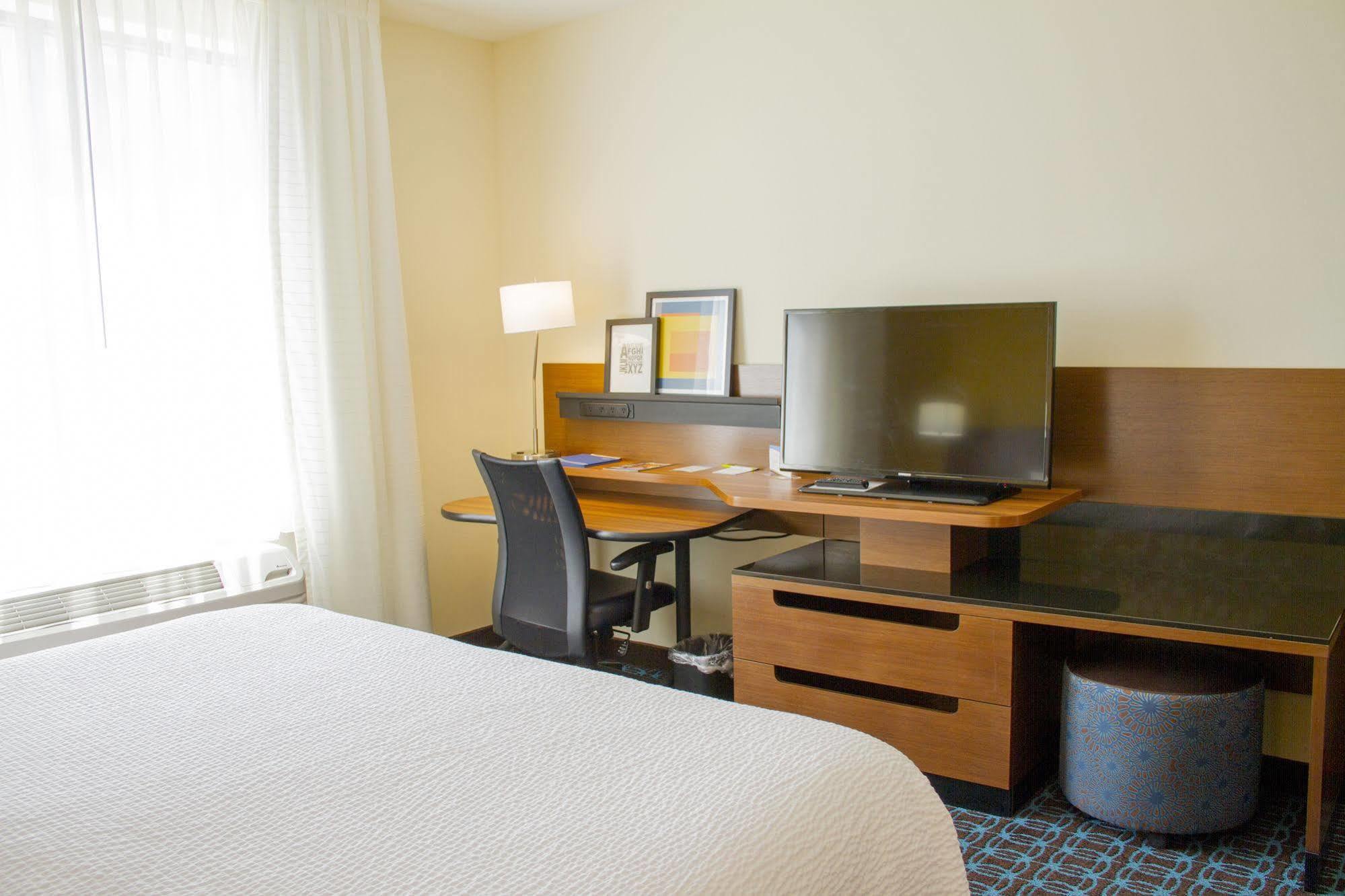 Hotel Fairfield & By Marriott Walton Beach-west Destin 3*
