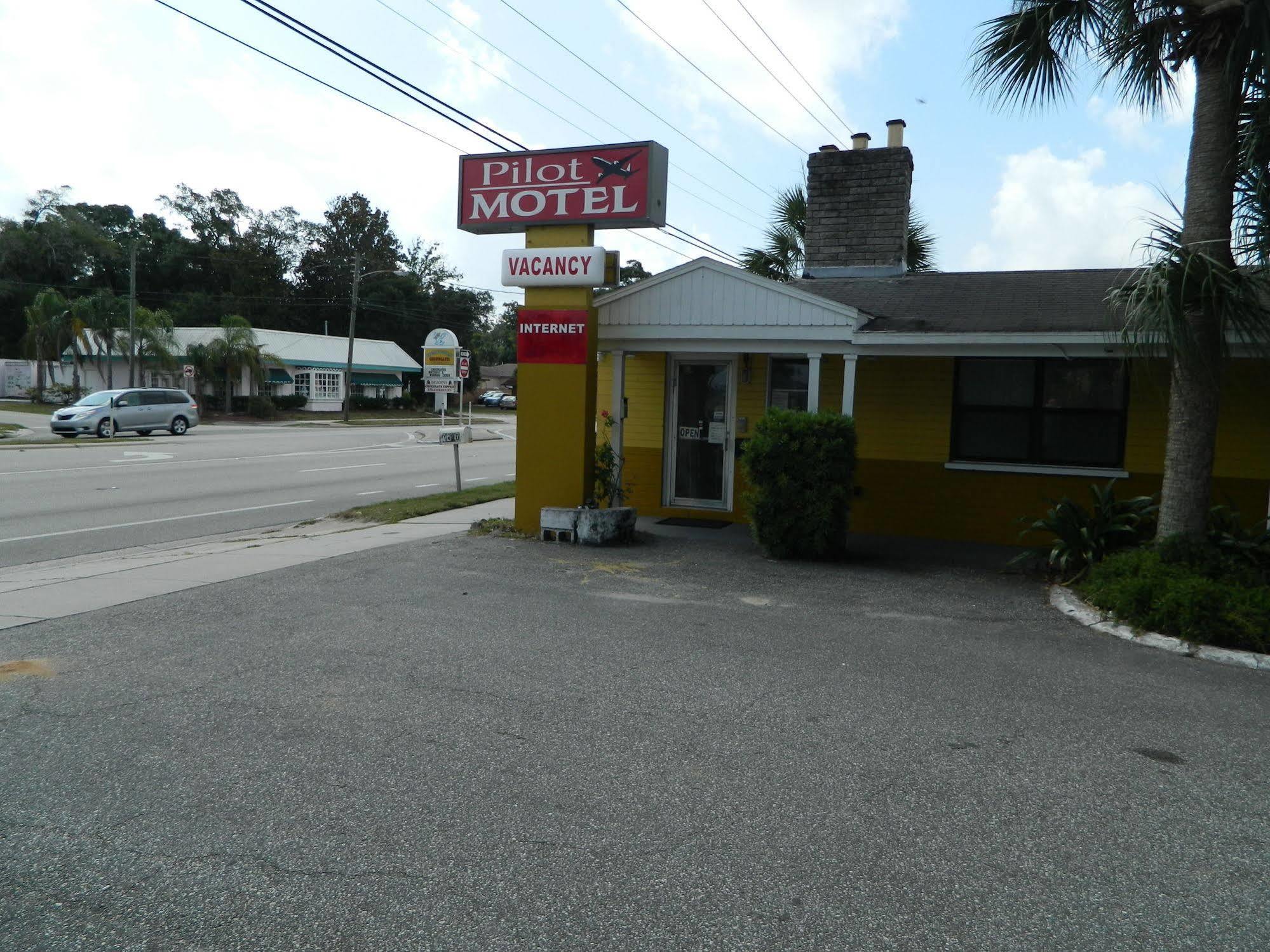 Pilot Hotel Holly Hill