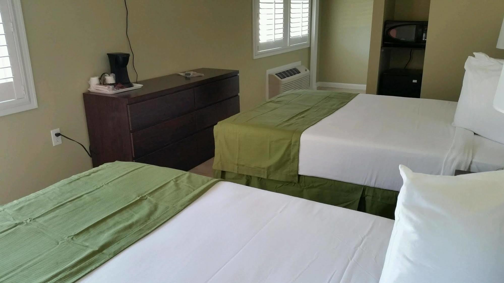 Motel Island Shores 3*