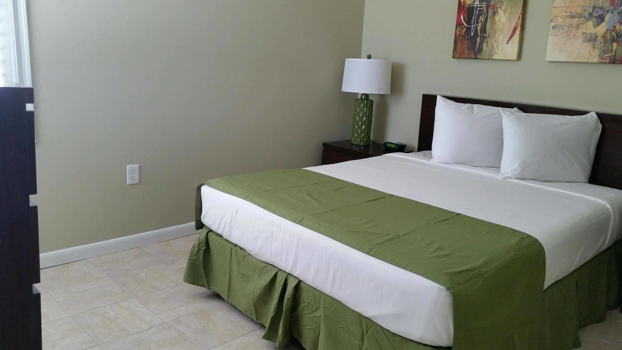 Island Shores Motel 3*