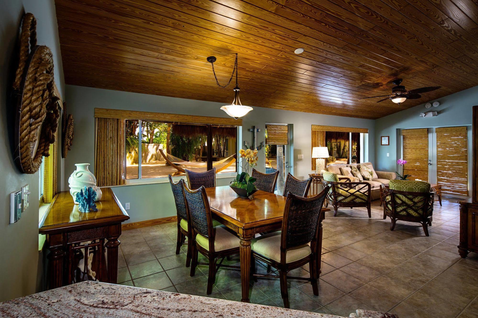 The Caribbean 3* Islamorada