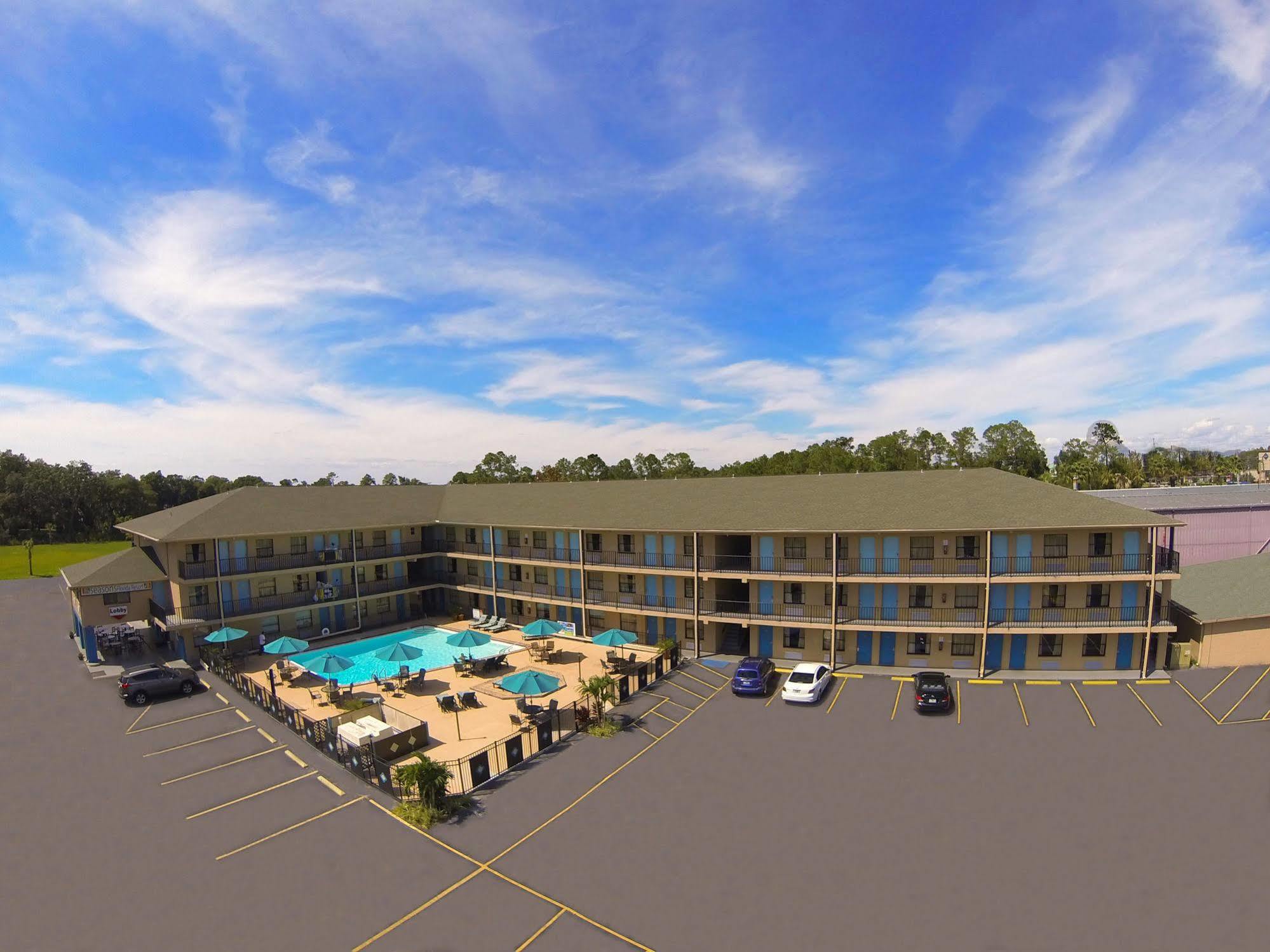 Hotel Seasons Florida Kissimmee