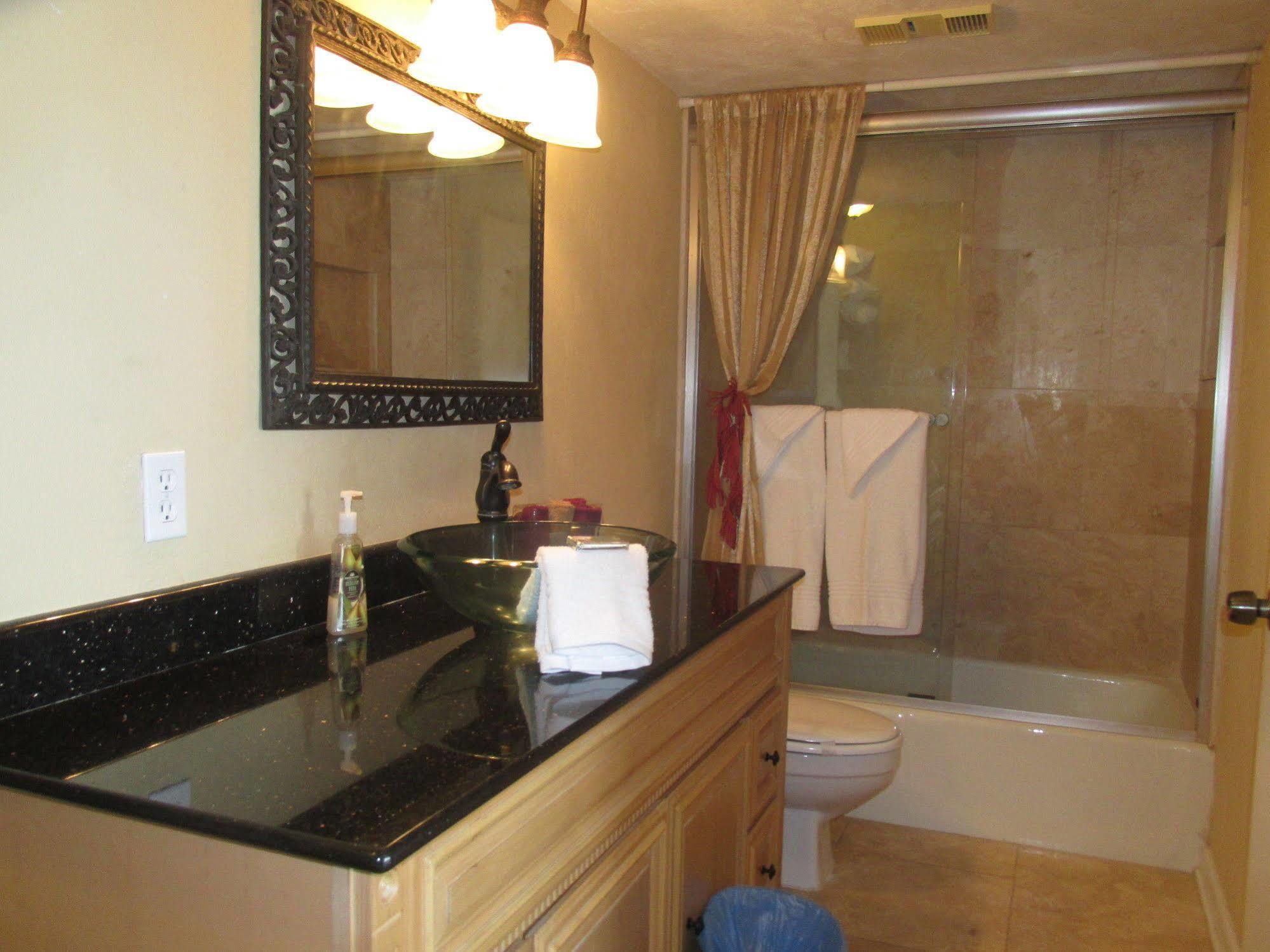 Shores Club Aparthotel 2*