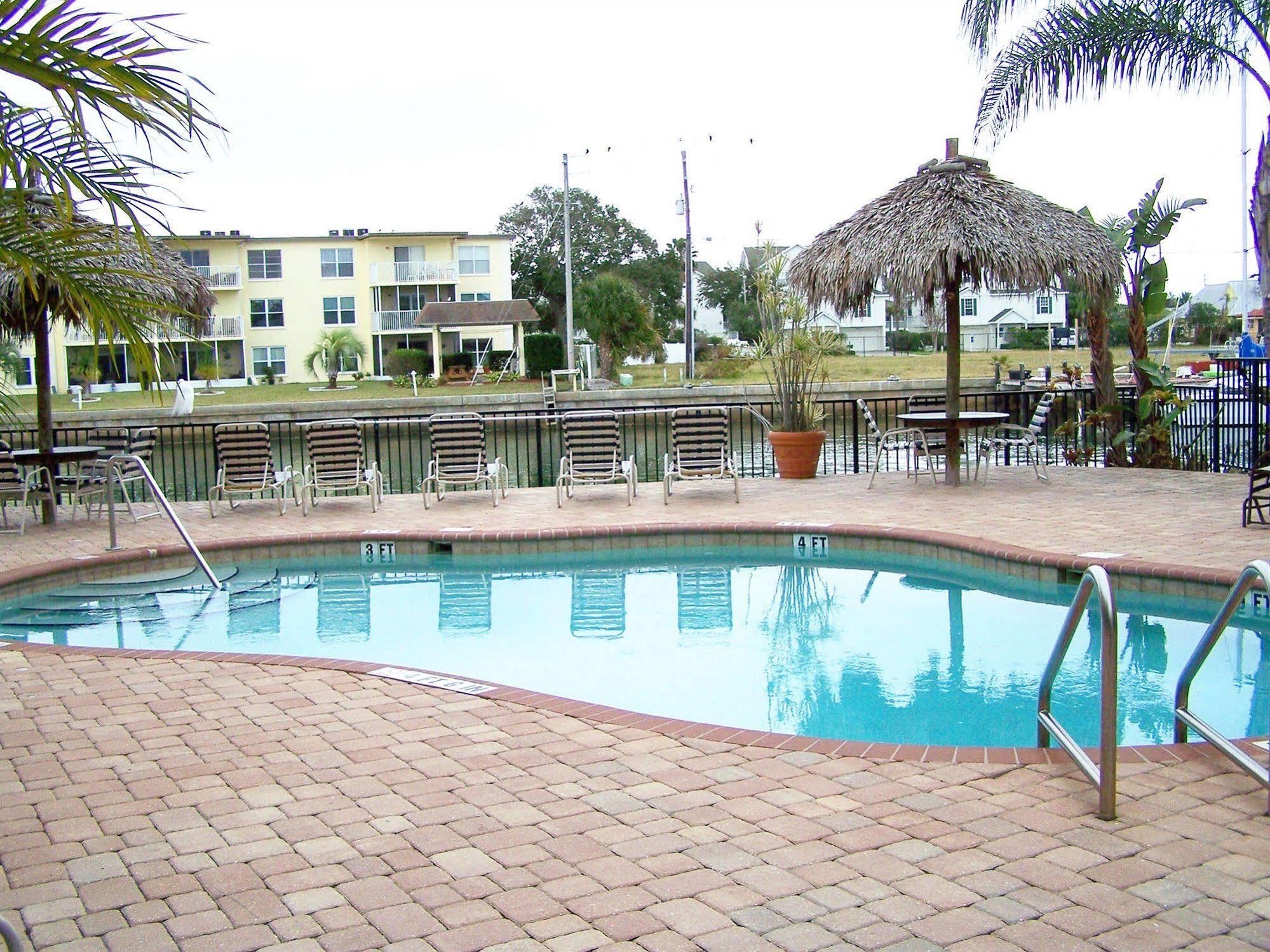 Aparthotel Coconut Villas Dunedin