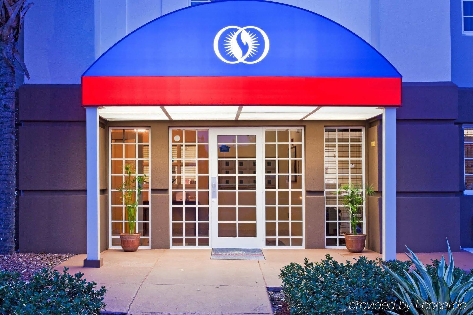 Sonesta Simply Miami Airport Doral