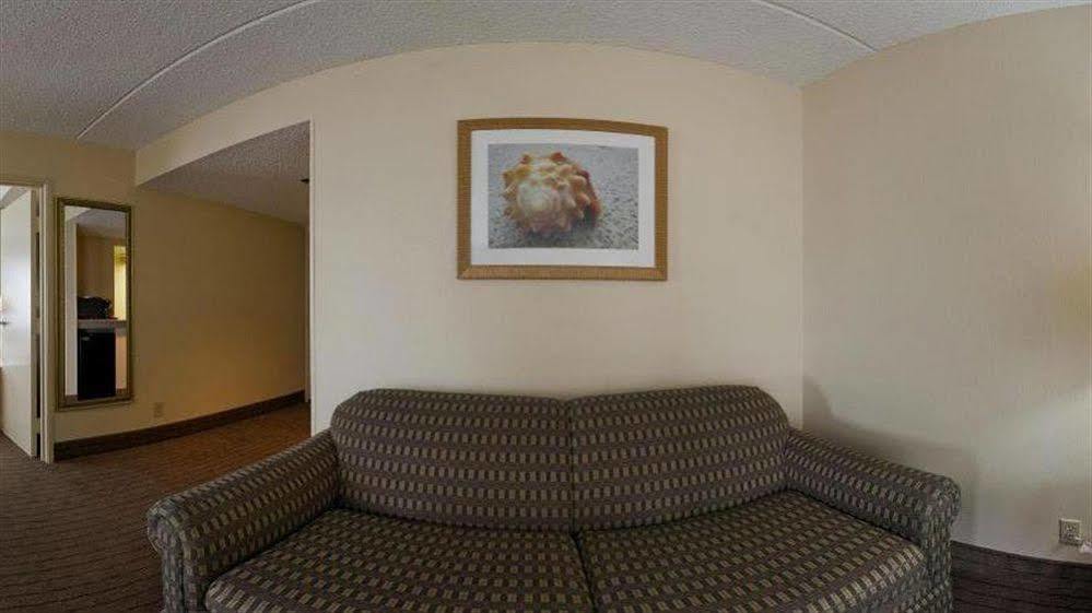 Hotel Express- North Palm And Ihg Juno Beach