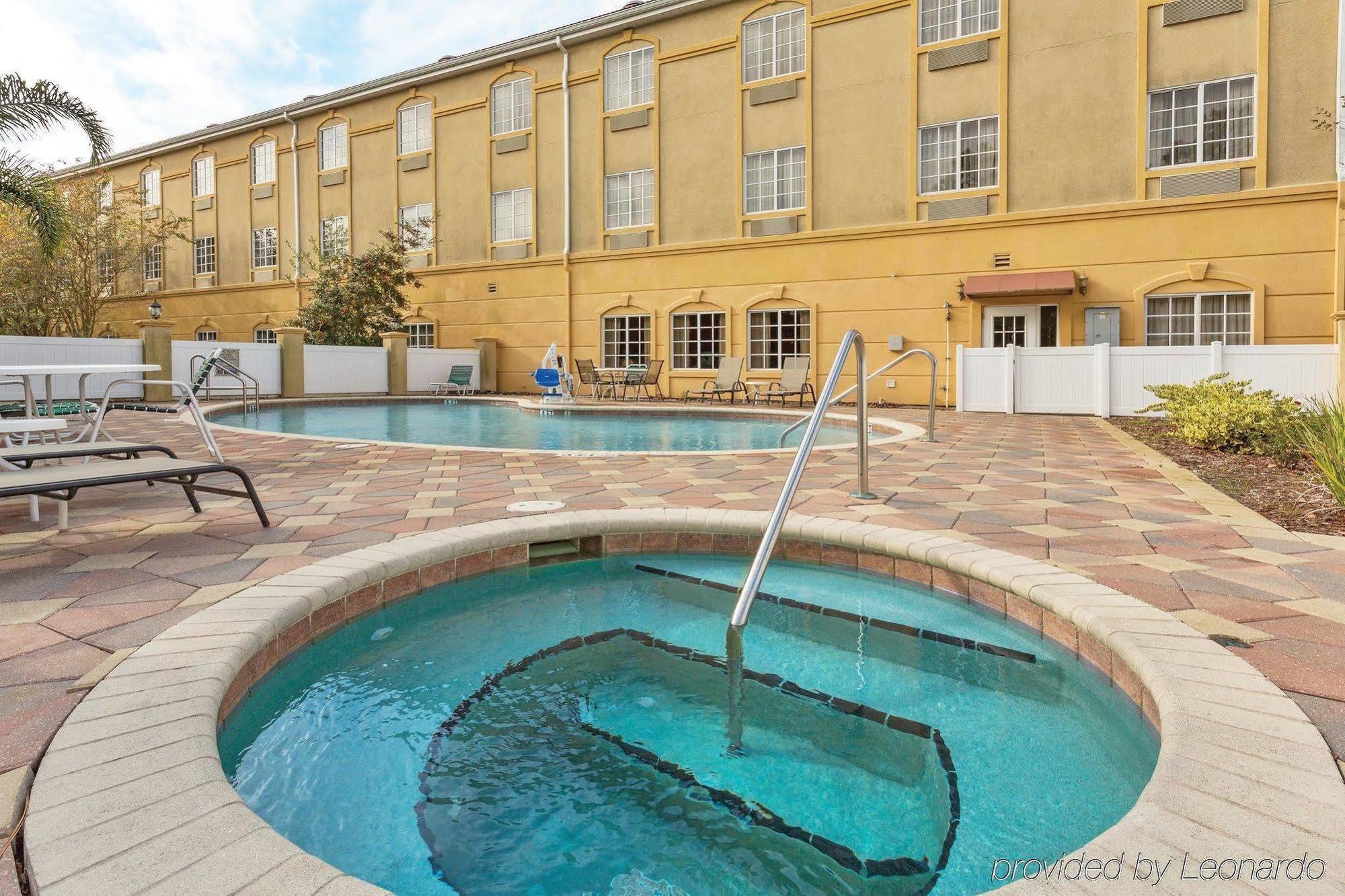 La Quinta By Wyndham Hotel