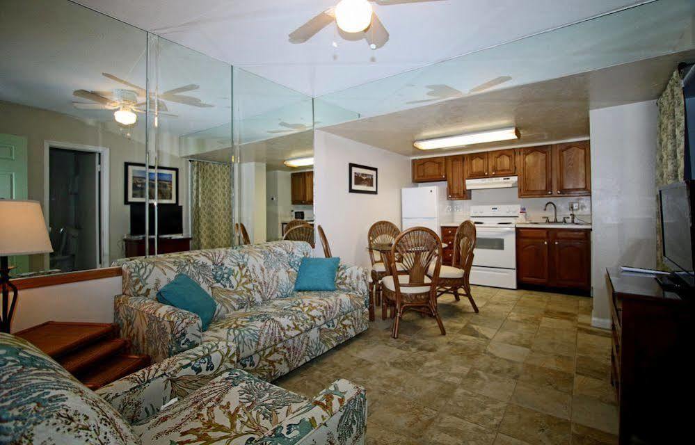 Nautical Watch Aparthotel Belleair Beach