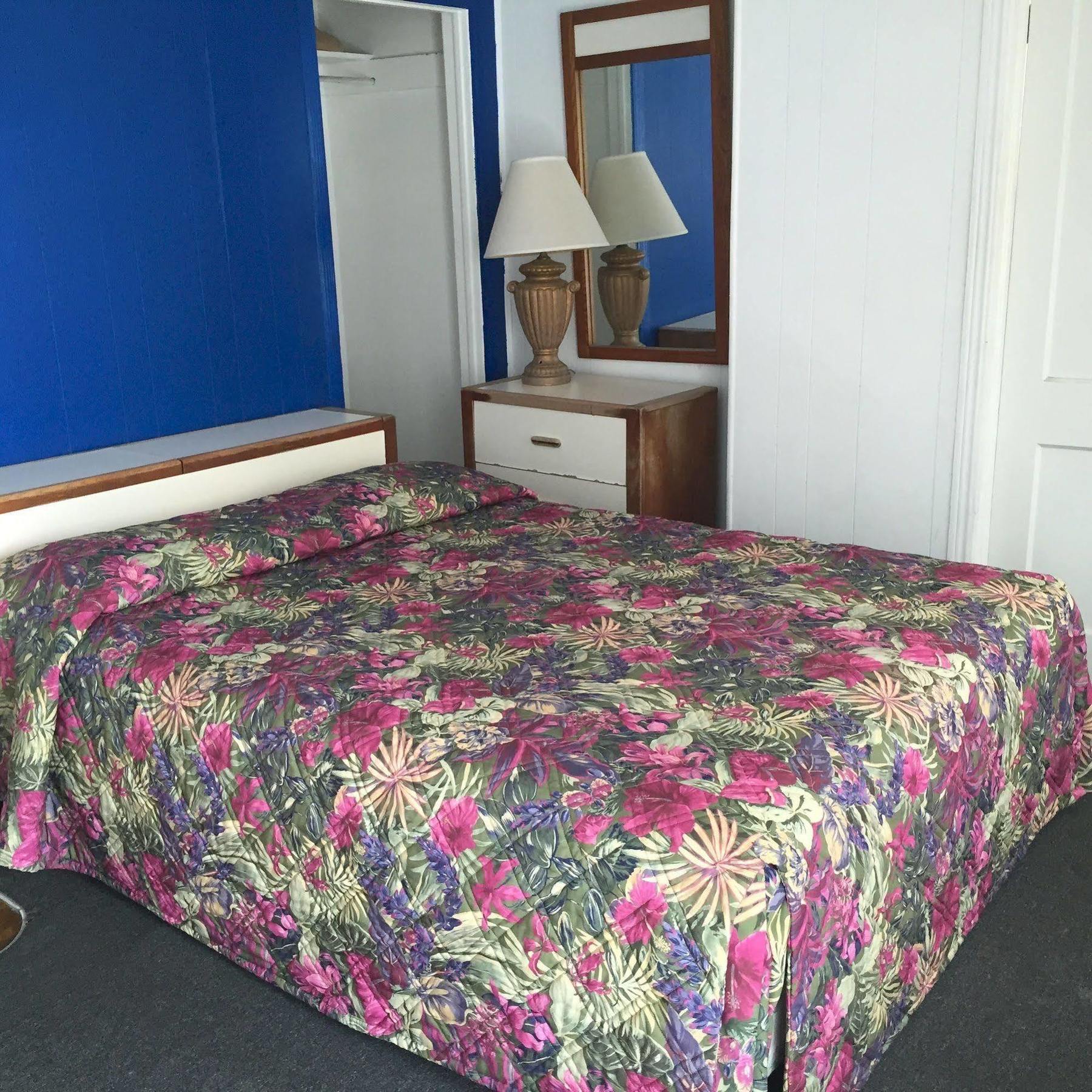 Motel Royal Palms 2*