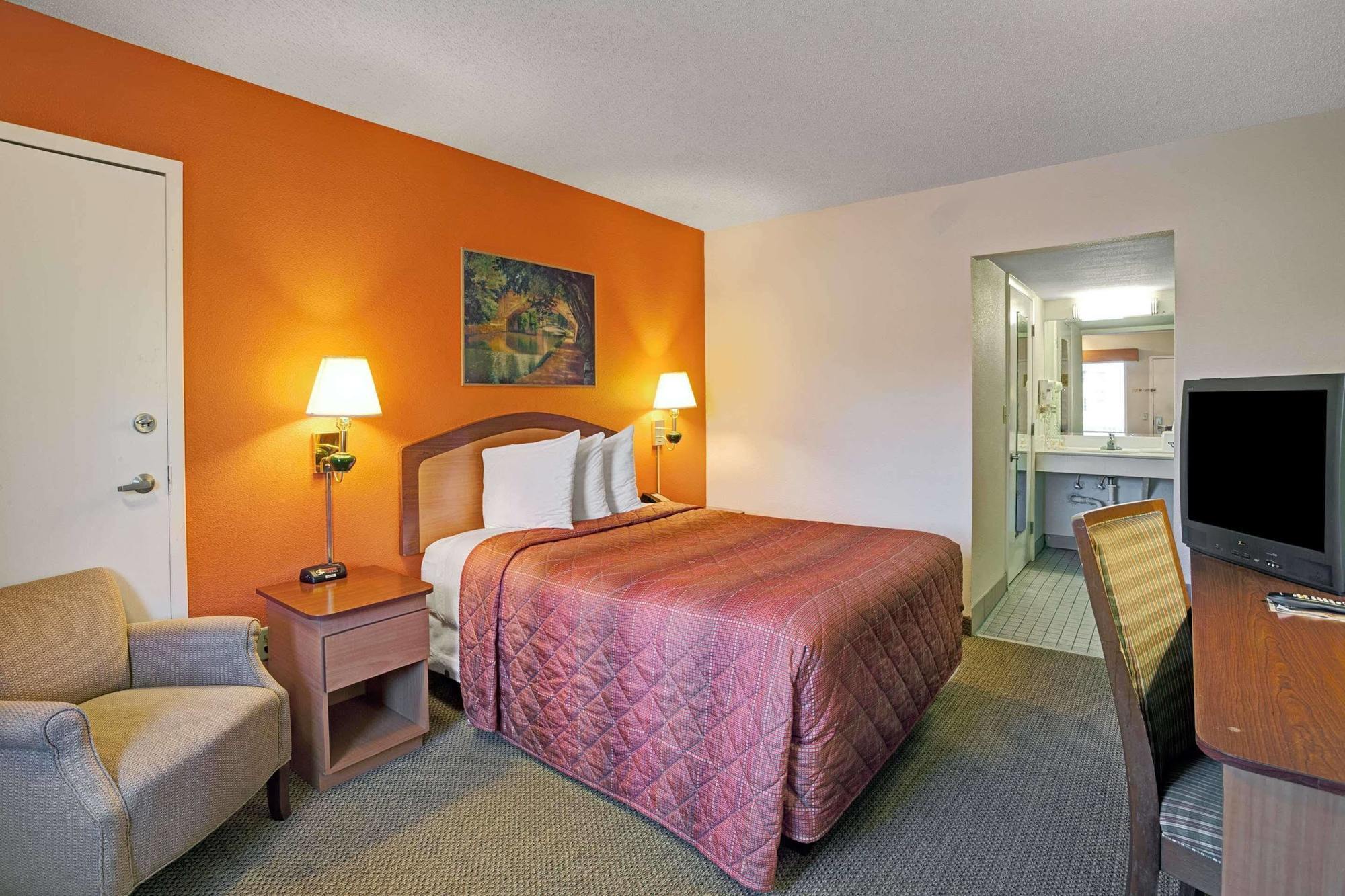 Days By Wyndham South Memorial Hospital Motel Jacksonville