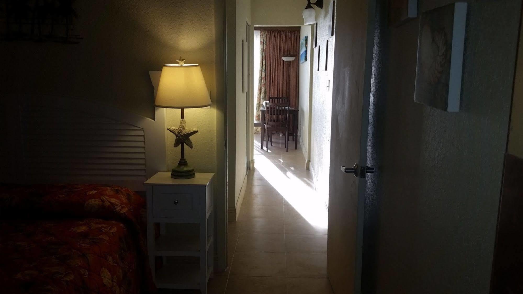 Anna Maria Island Dream Hotel 3*