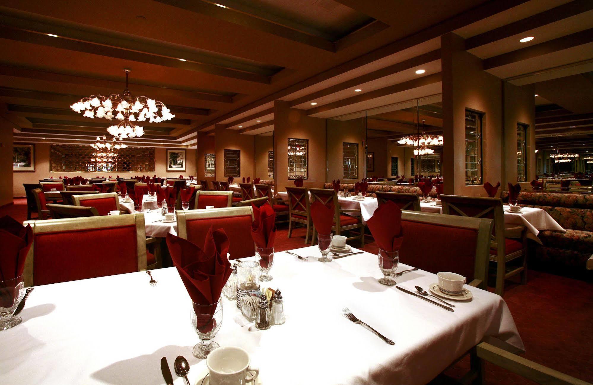 Crowne Plaza Grand 4* Pensacola