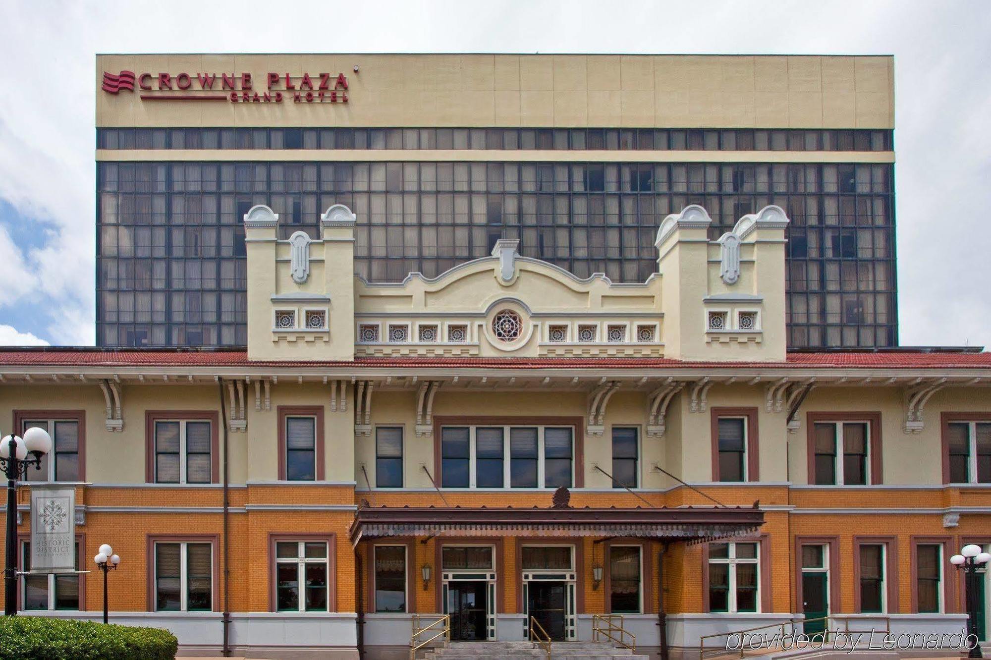 Hotel Crowne Plaza Grand 4*