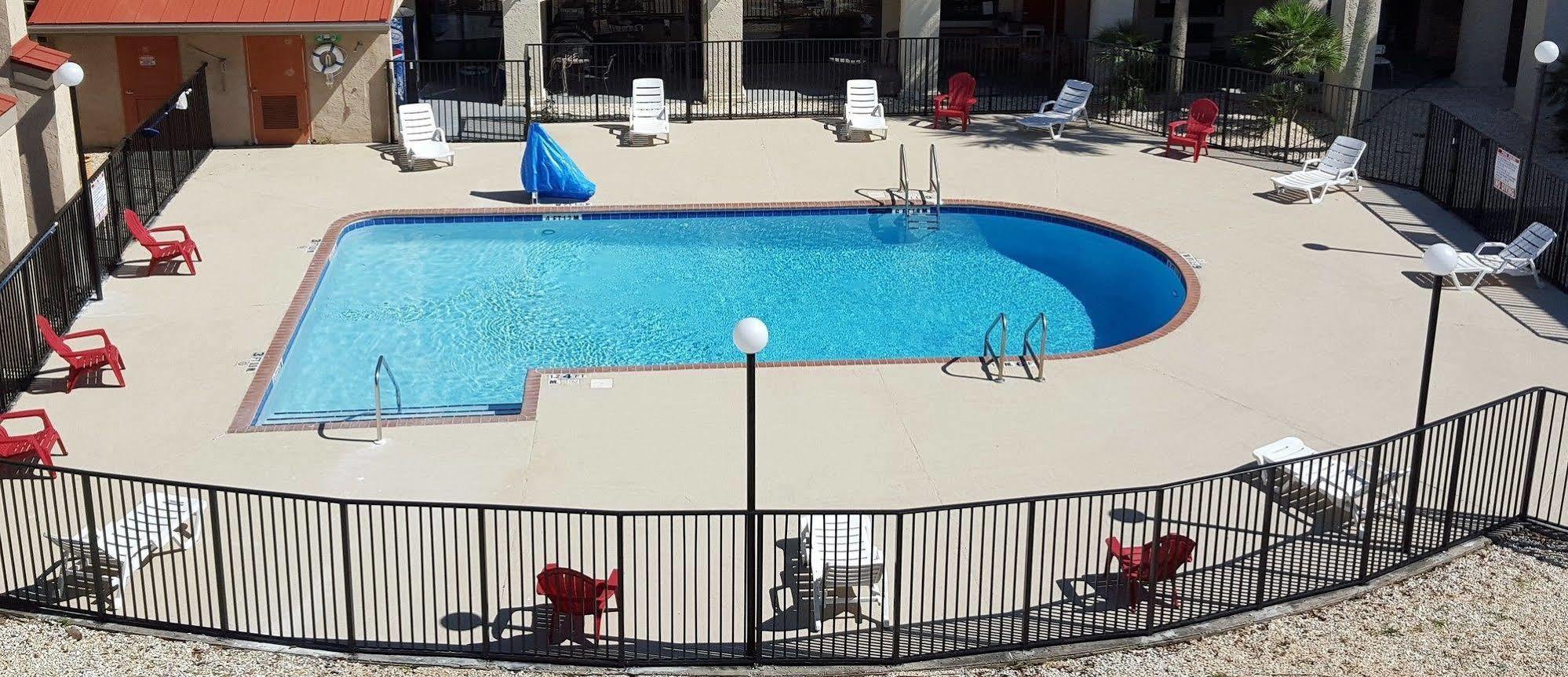 Hotel Tricove &