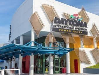Hotel Super 8 By Wyndham Daytona