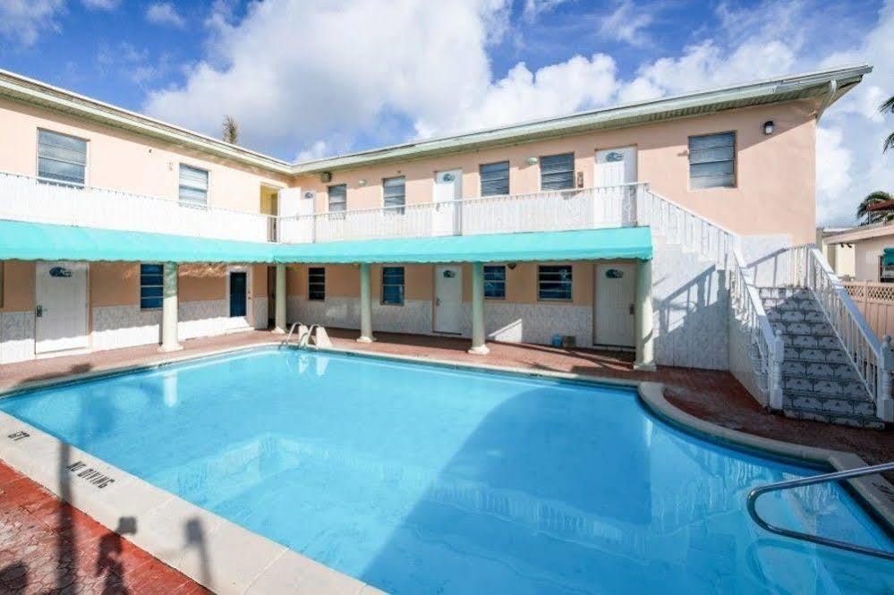 Hotel The Blue Wave 3*
