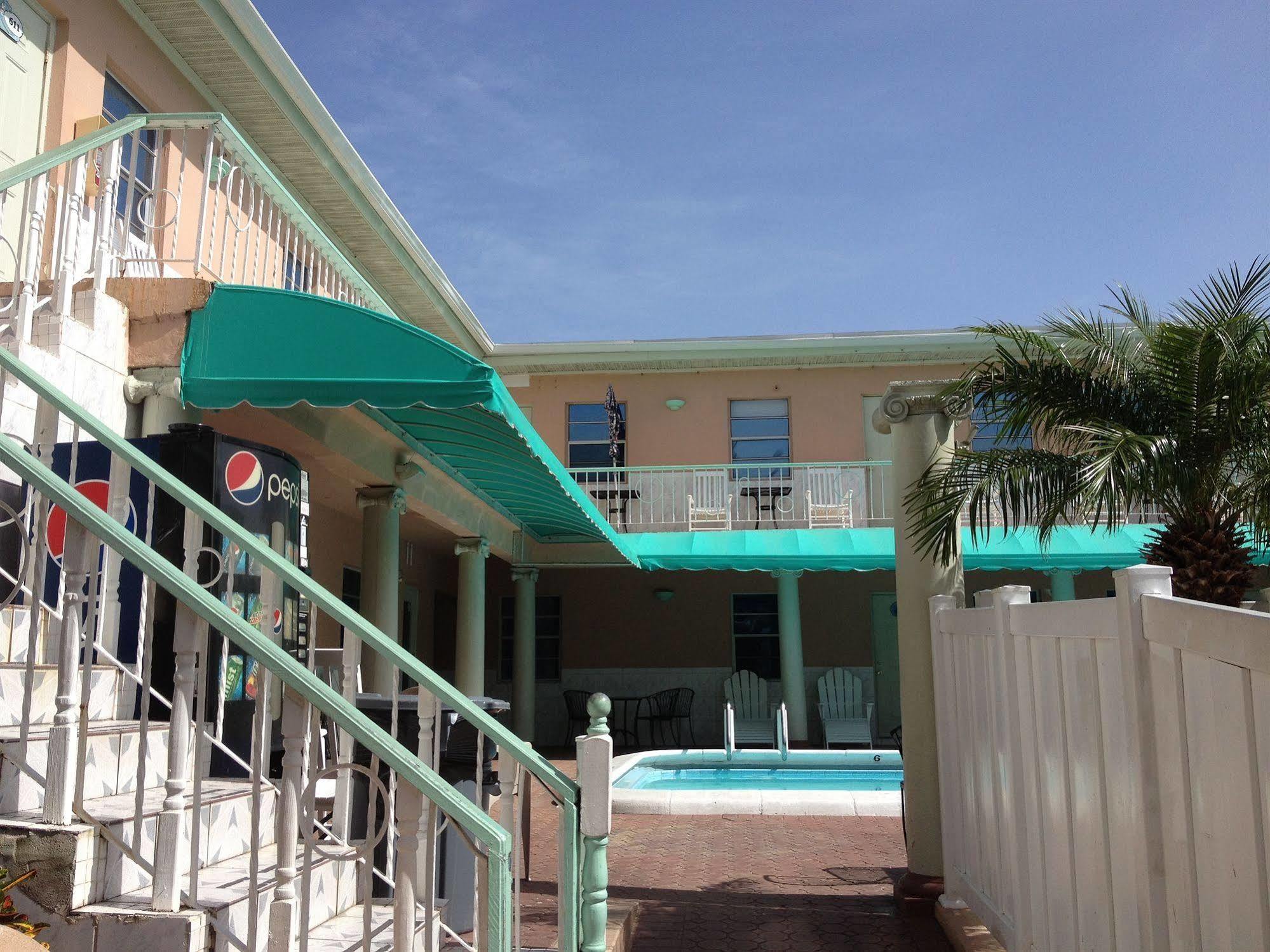 Hotel The Blue Wave