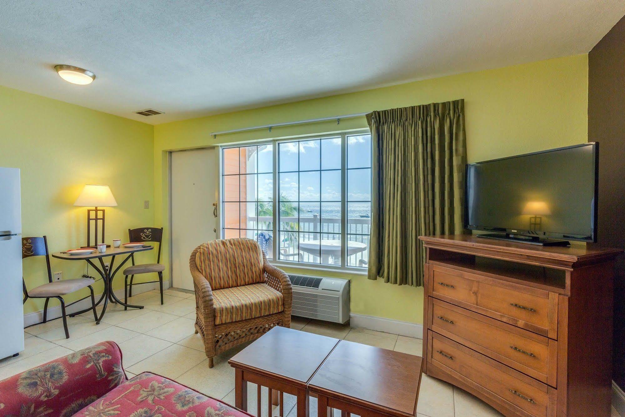 Resort Pierview And