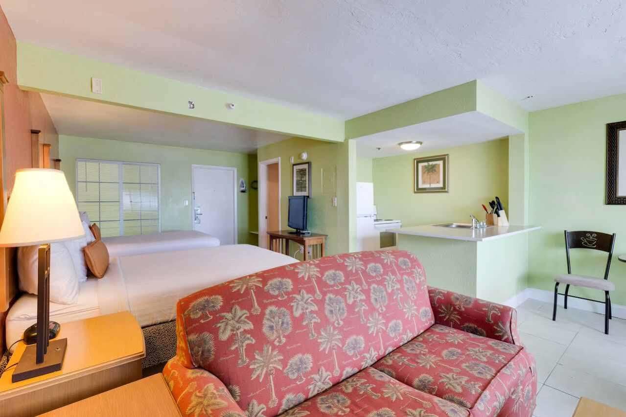 Pierview And Fort Myers Beach