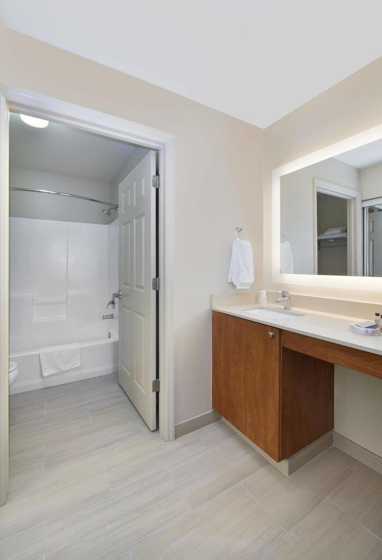 Hawthorn Extended By Wyndham Hotel 3*