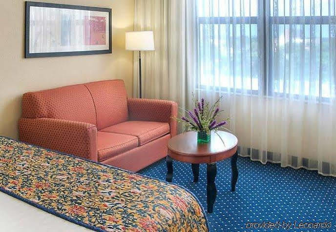Hotel Courtyard By Marriott Downtown St. Petersburg